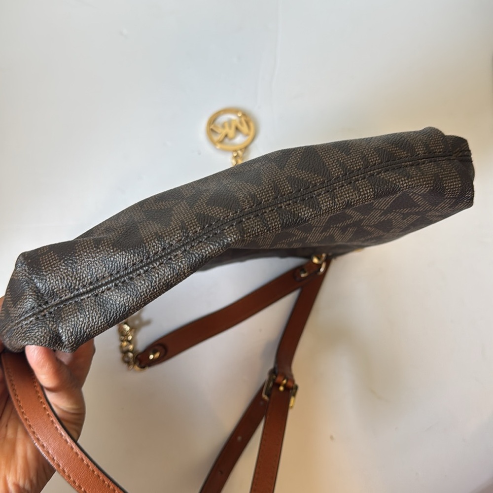 Michael Kors bag - Picture 5 of 12